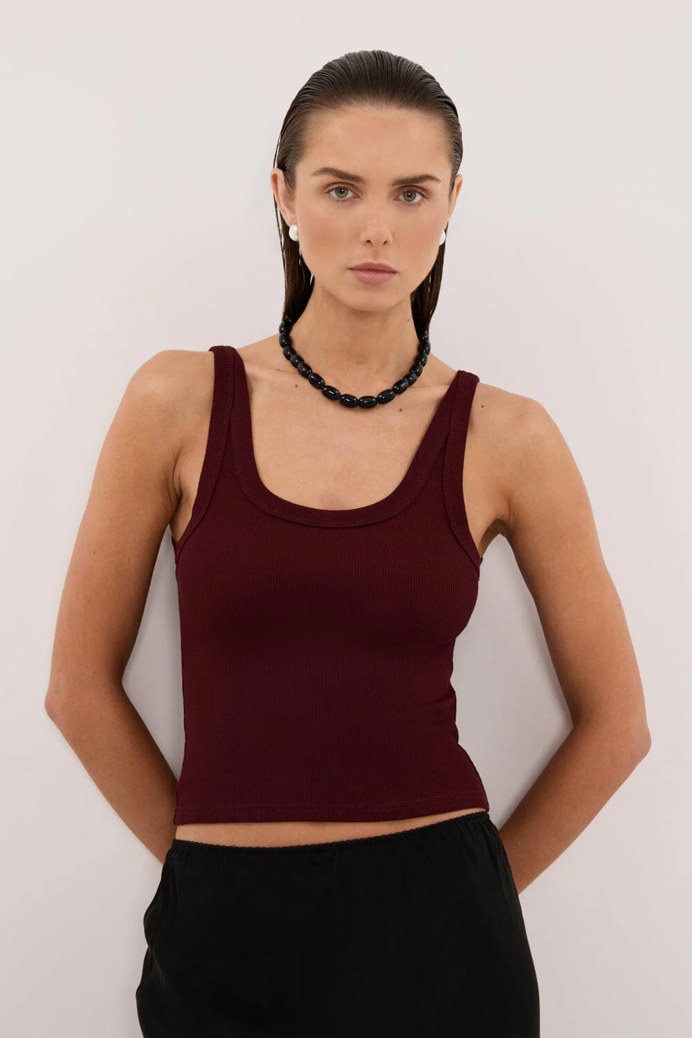 PHOEBE PLUM SCOOP NECK TANK TOP - Image 2