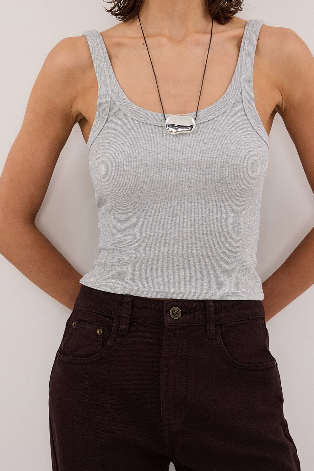 PHOEBE SILVER MARLE SCOOP NECK TANK TOP - Image 5