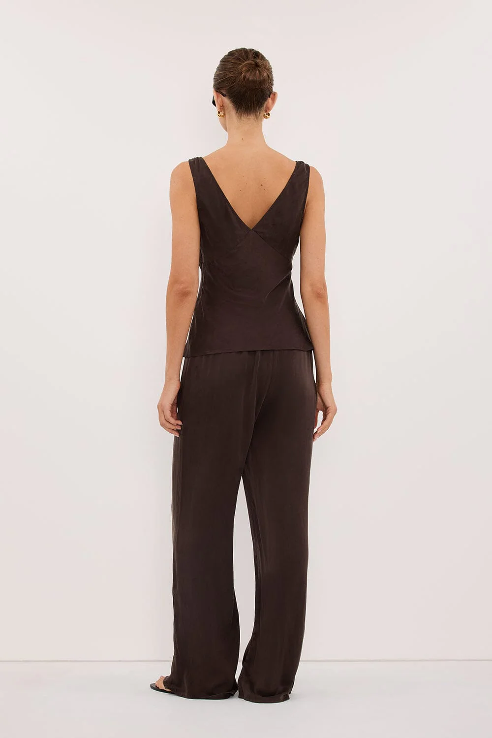 PIPPA BITTER CHOC SILK PANT - Image 4