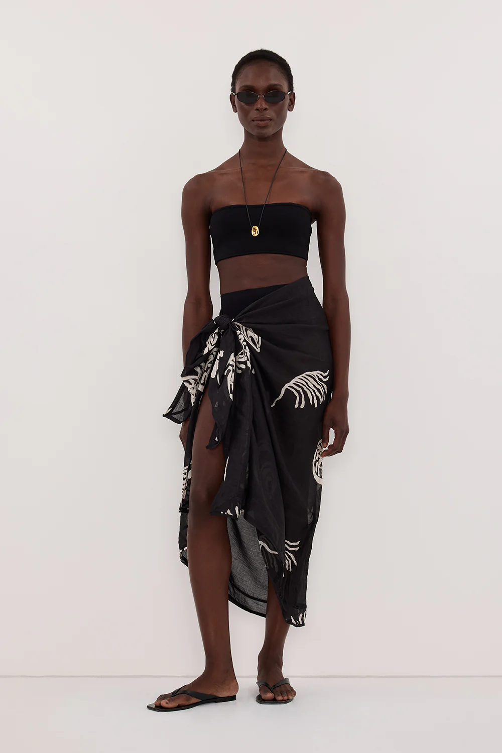 POSITANO BLACK RAMIE SARONG