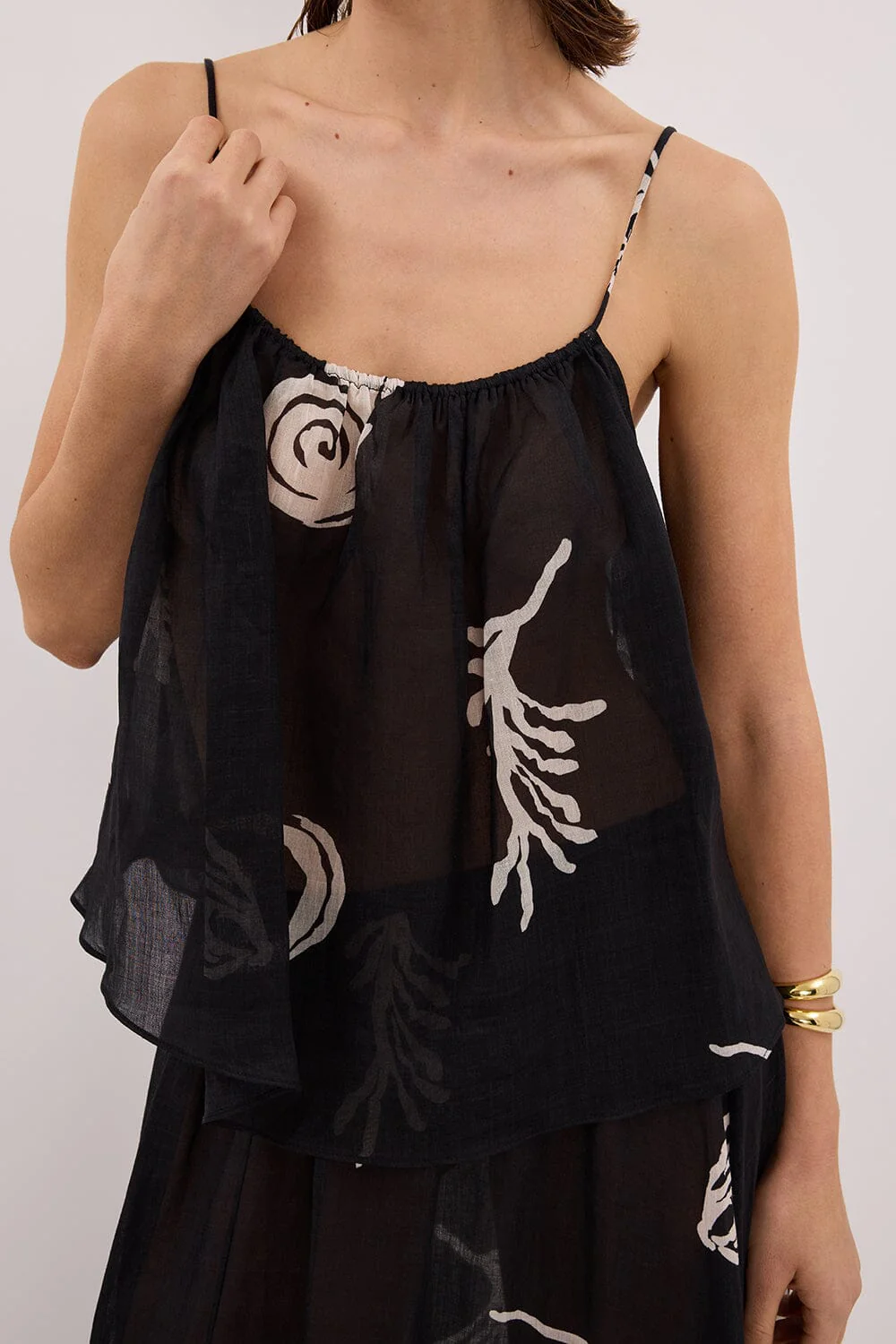 POSITANO BLACK SLEEVELESS RAMIE TOP - Image 6