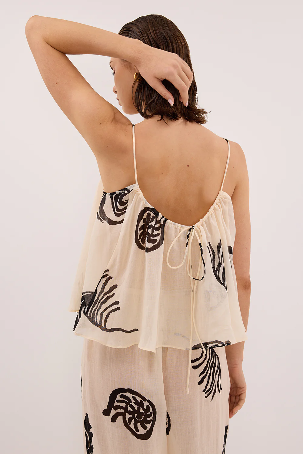 POSITANO SANDSTONE SLEEVELESS RAMIE  TOP - Image 6