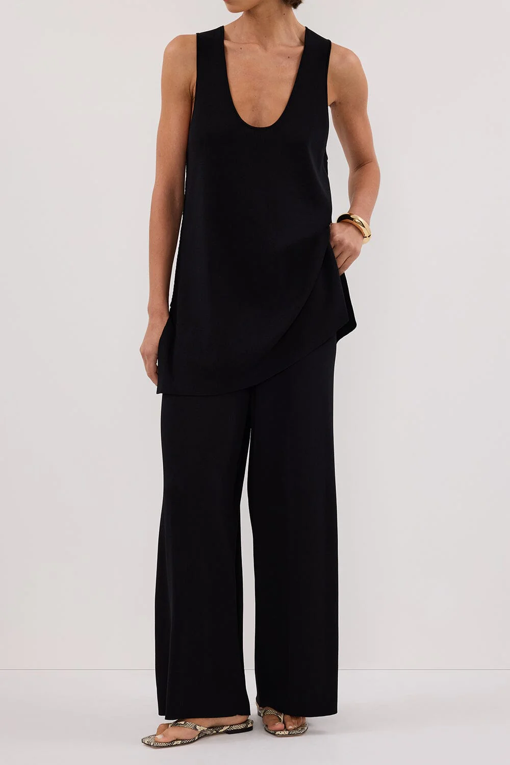 RAY BLACK WIDE LEG KNIT PANT - Image 2