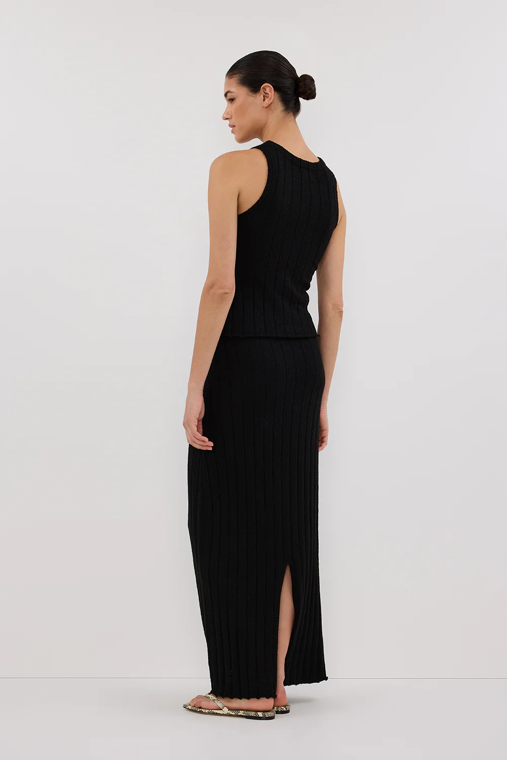 REM BLACK KNIT MIDI SKIRT - Image 4