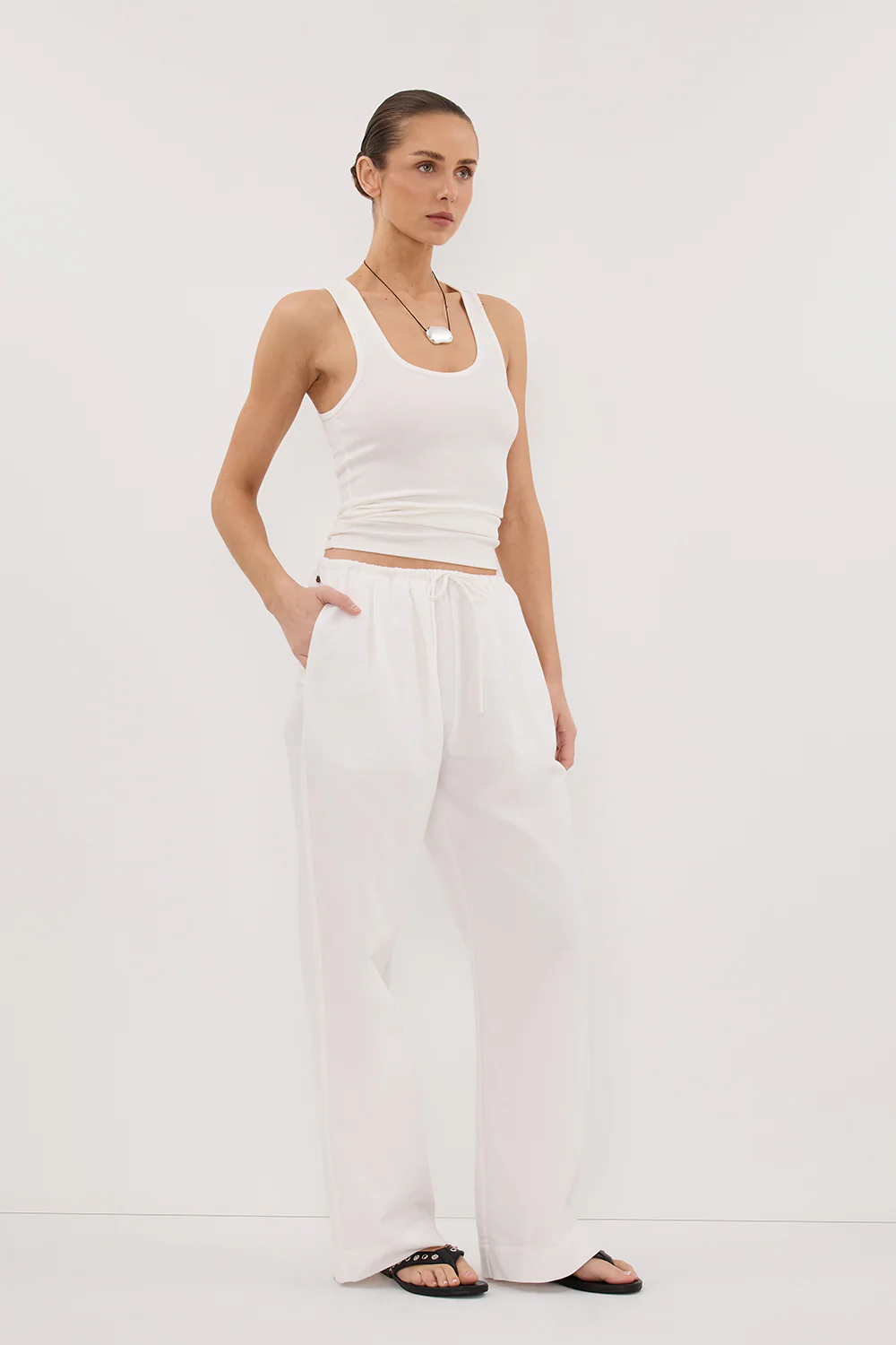 RHEA WHITE COTTON DRAWSTRING PANT - Image 3