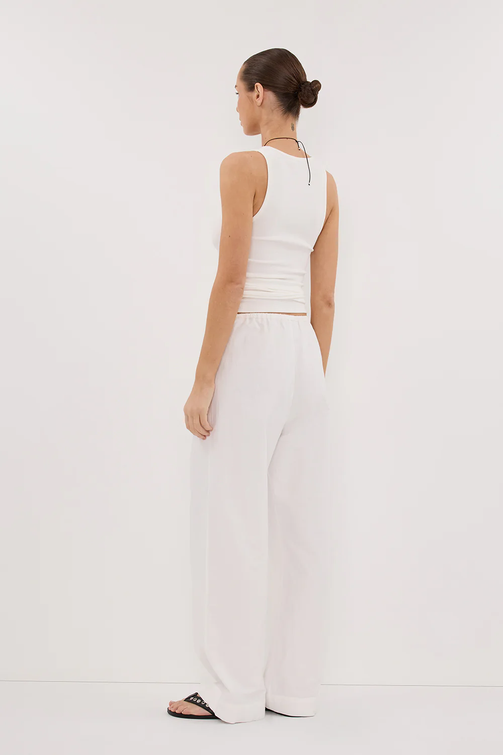 RHEA WHITE COTTON DRAWSTRING PANT - Image 4
