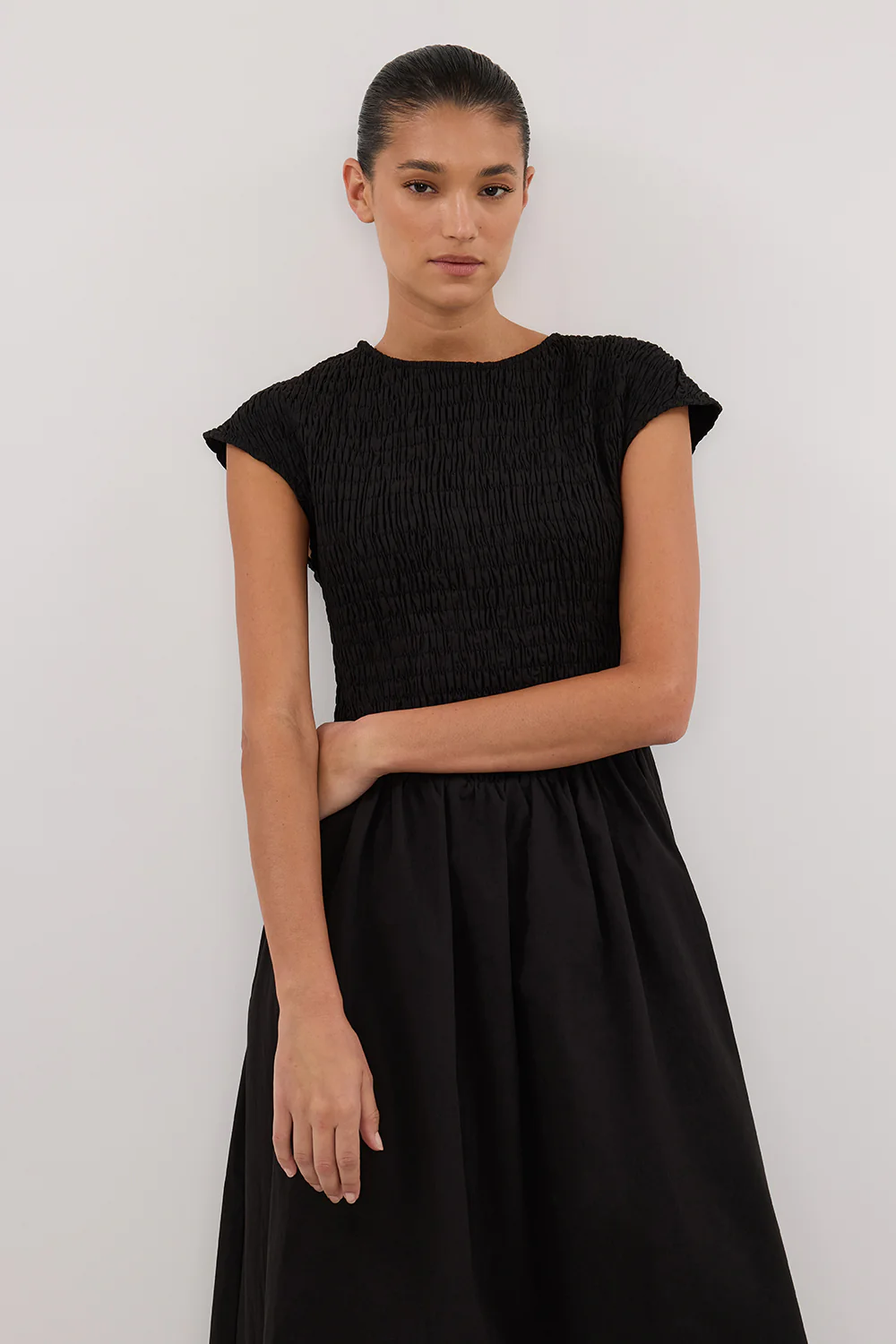 ROMA BLACK CAP SLEEVE MIDI DRESS - Image 6
