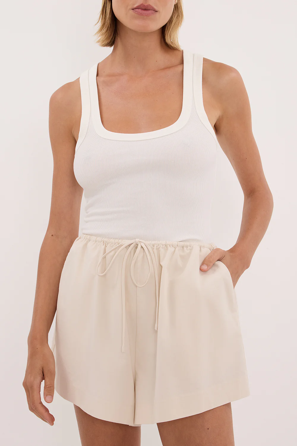 RORY IVORY LIGHTWEIGHT TRACK SHORT - Image 6