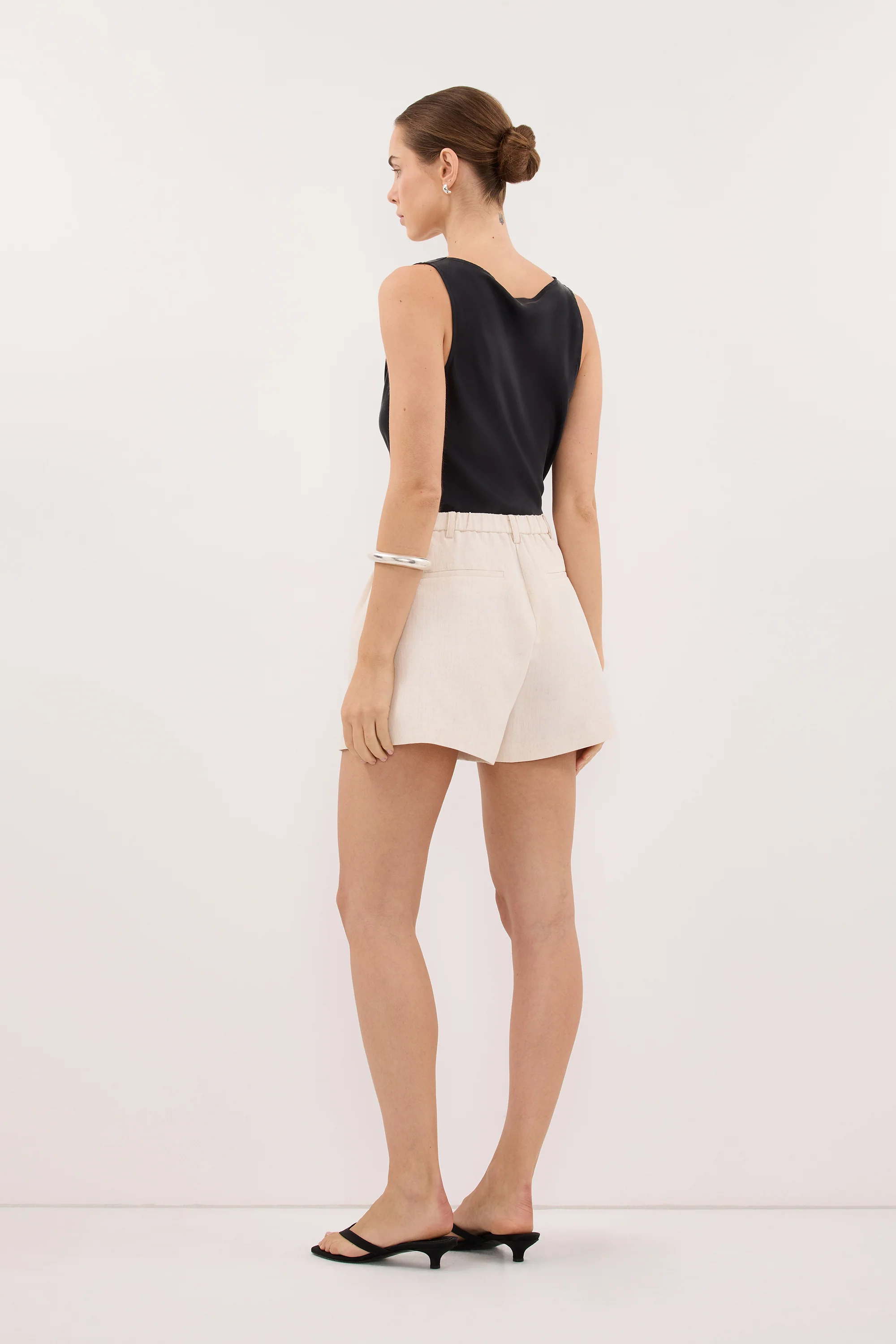 ROSALIE CREAM MARLE TAILORED SHORT - Image 4
