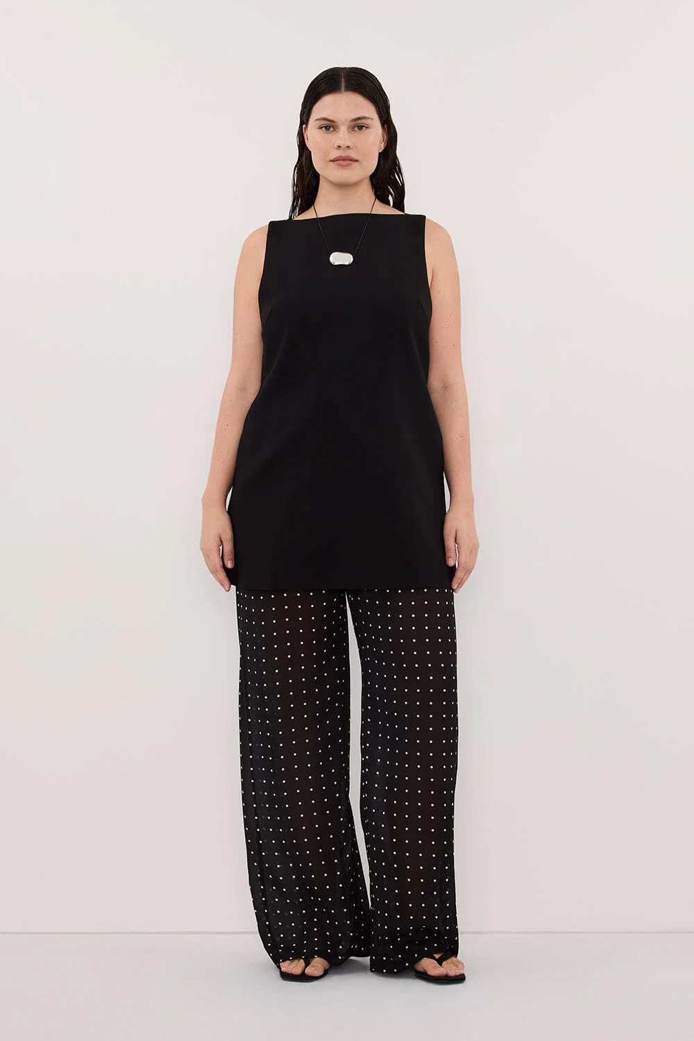 ROWIE BLACK SLEEVELESS BOAT NECK TUNIC TOP - Image 6