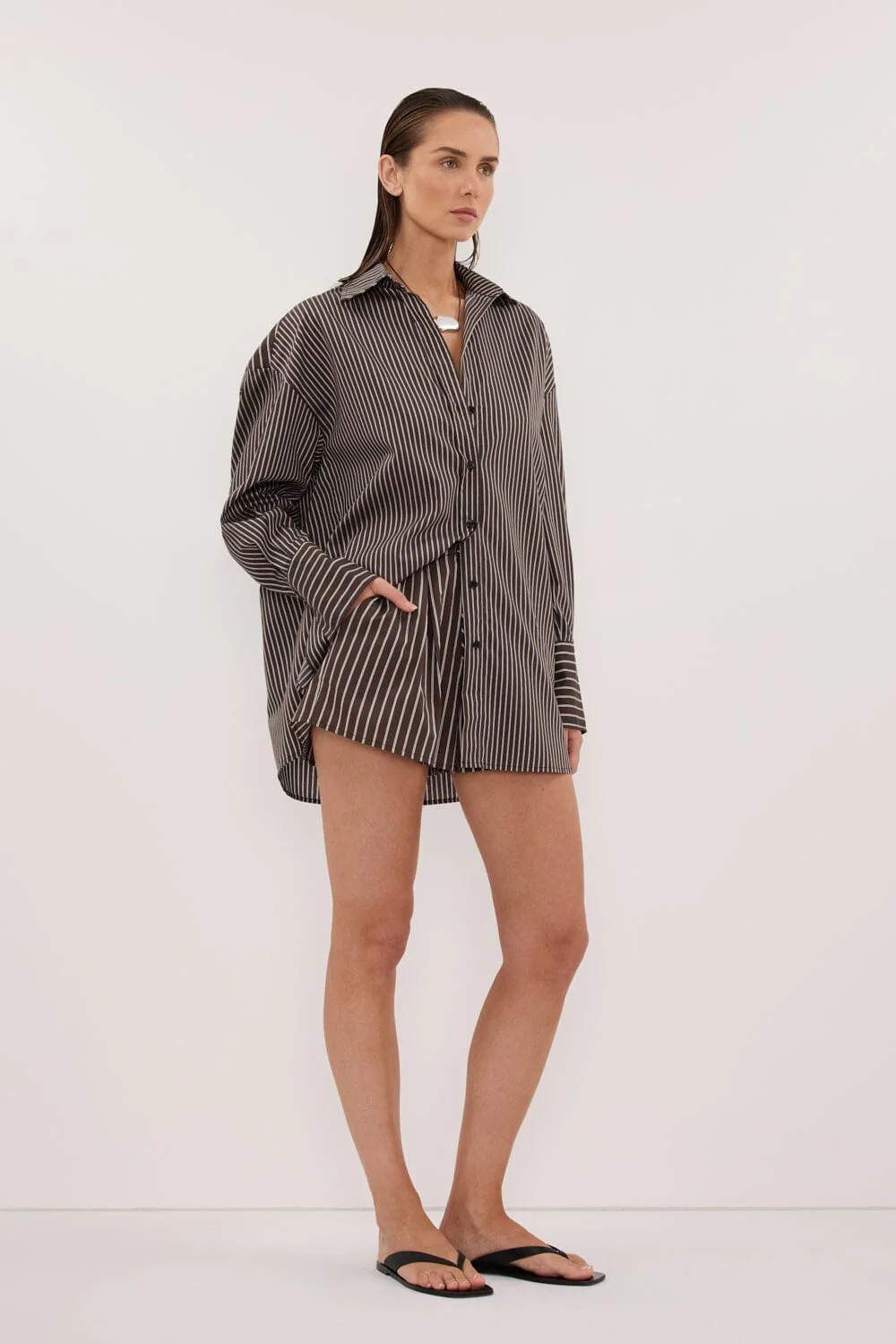 SABLE OVERSIZED BITTER CHOC SILK BLEND SHIRT - Image 4