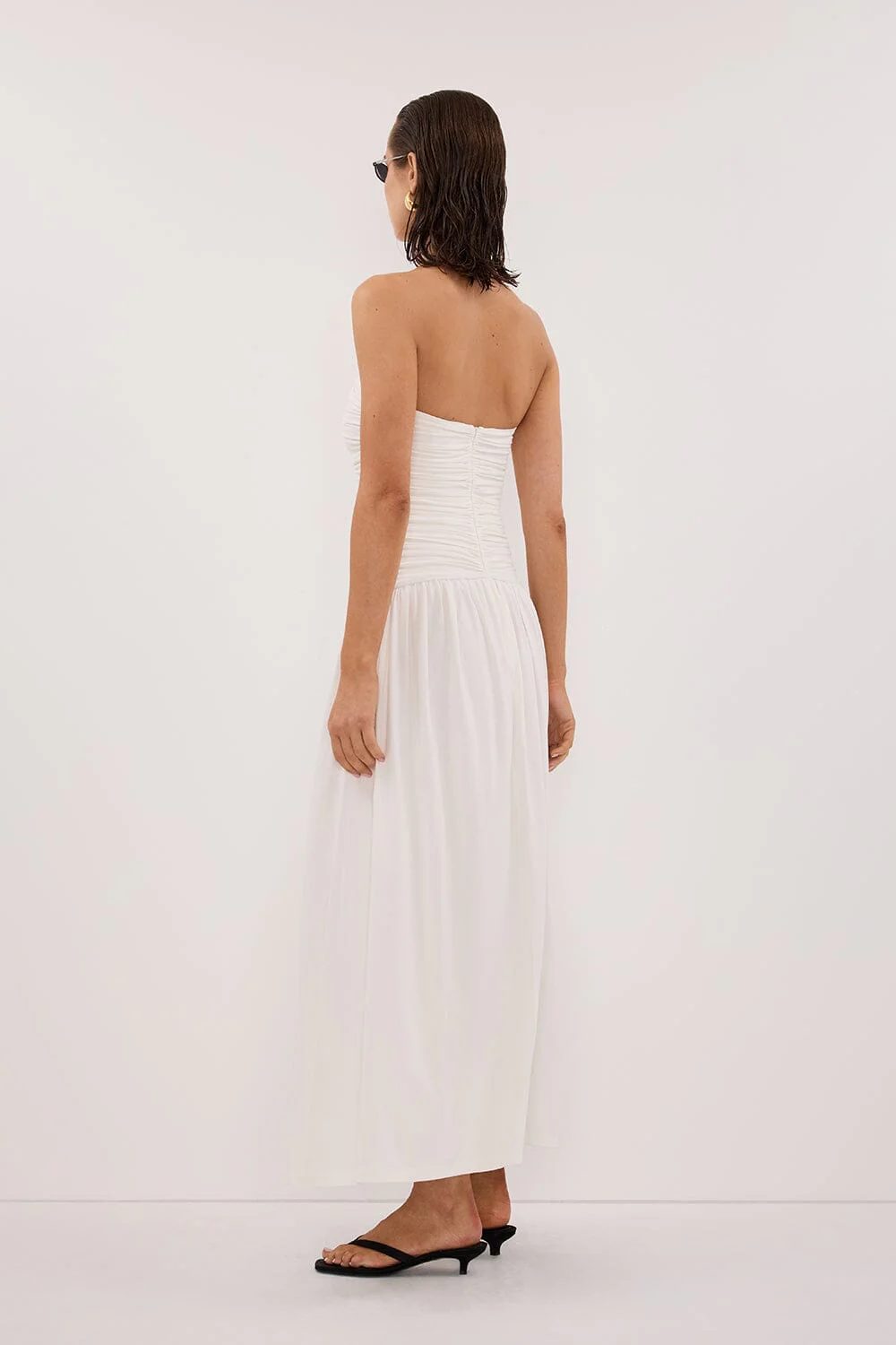 SHARI OFF WHITE STRAPLESS BANDEAU MIDI DRESS - Image 4