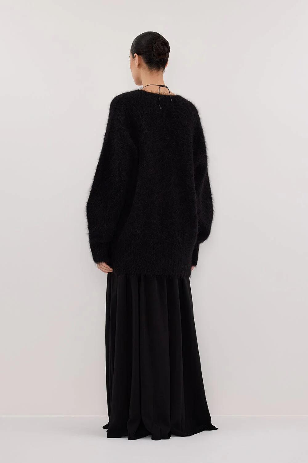 SIERRA BLACK TEXTURED MIDI SKIRT - Image 8