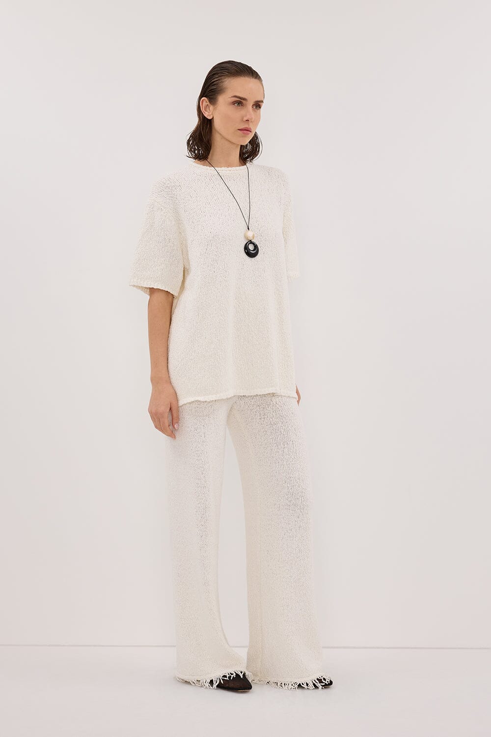 SUE OFF WHITE OVERSIZED KNIT TEE - Image 3