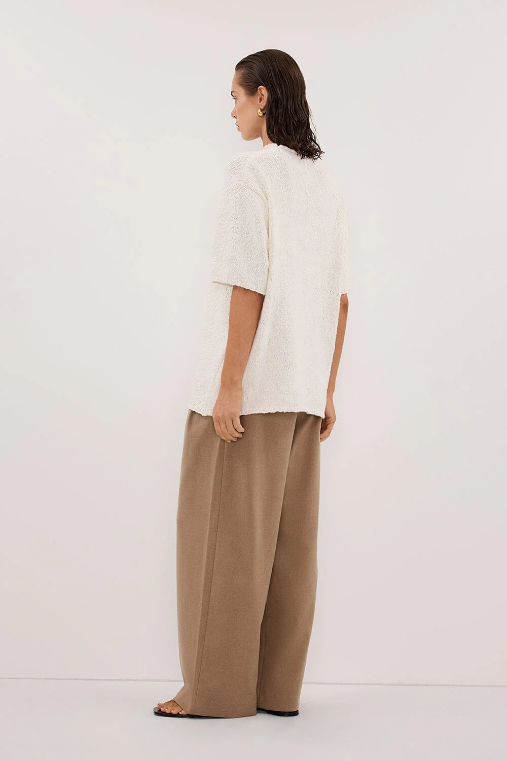 SUE OFF WHITE OVERSIZED KNIT TEE - Image 7