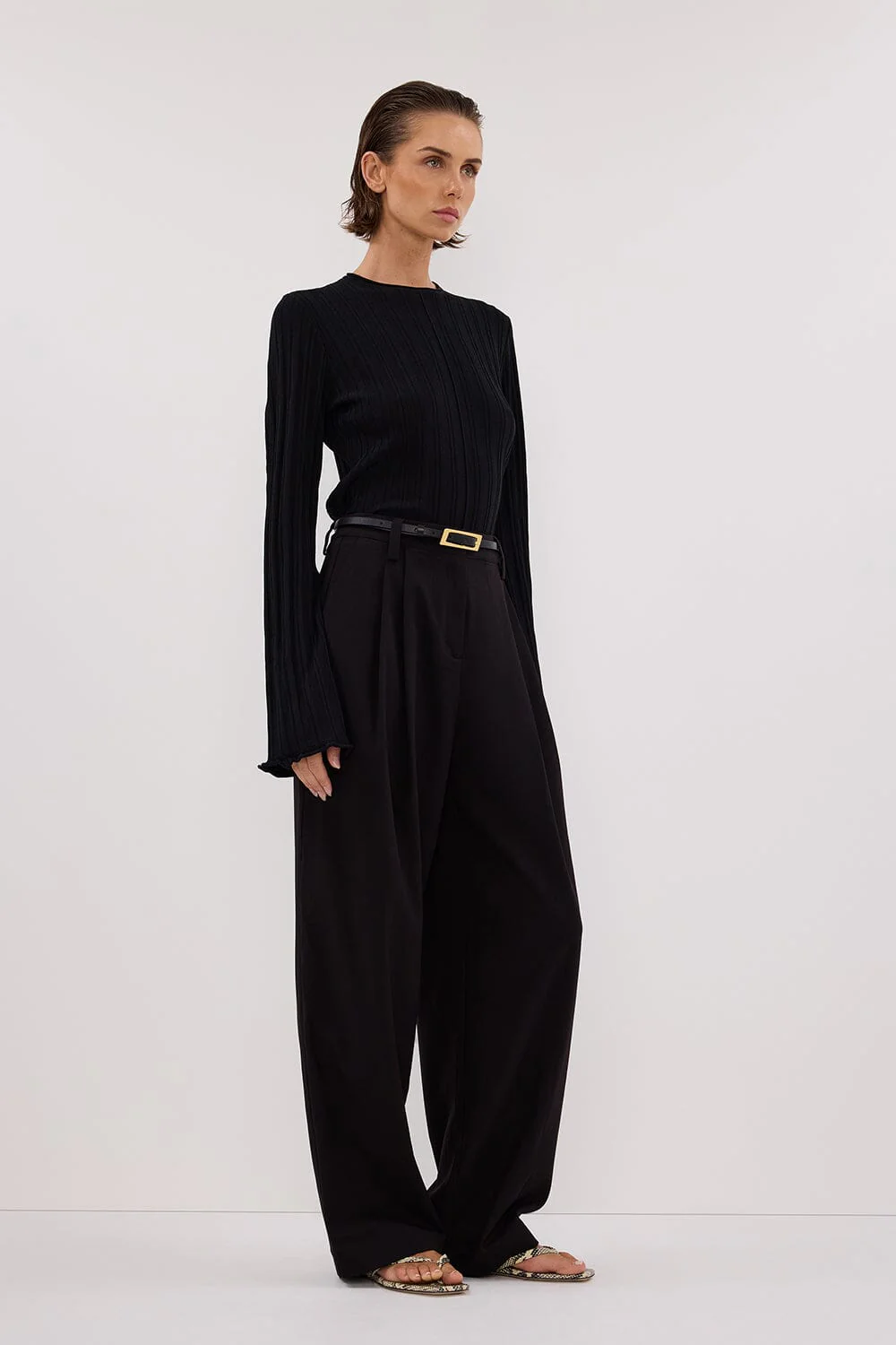 SYLVIA BLACK CREW KNIT TOP - Image 3