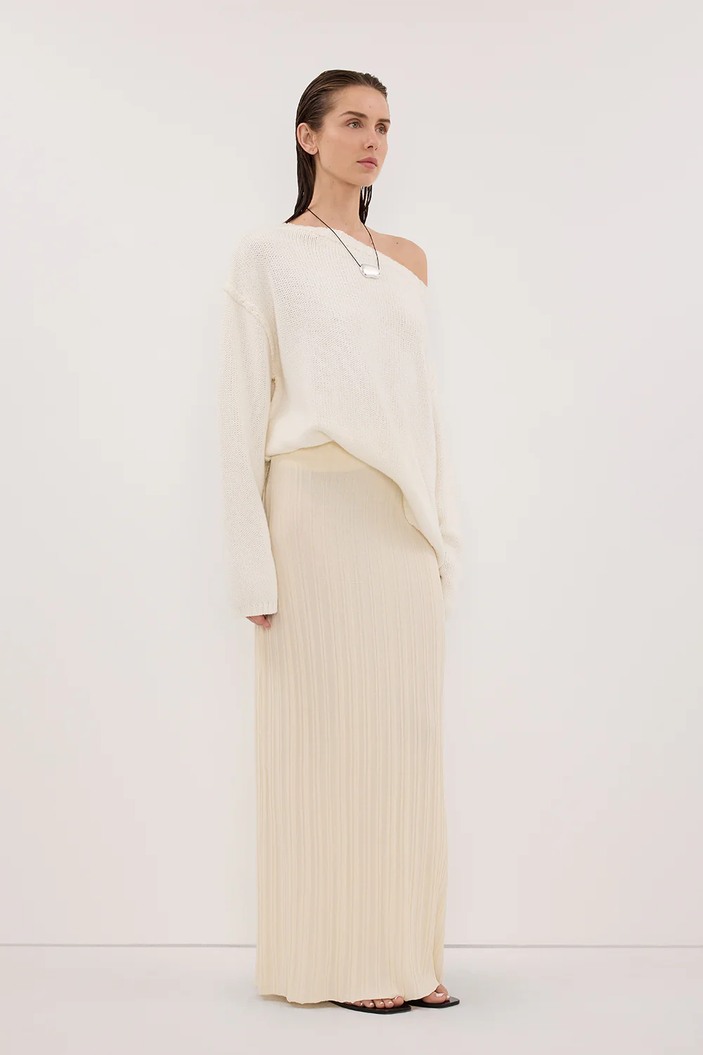 SYLVIA CREAM KNIT MIDI SKIRT - Image 3