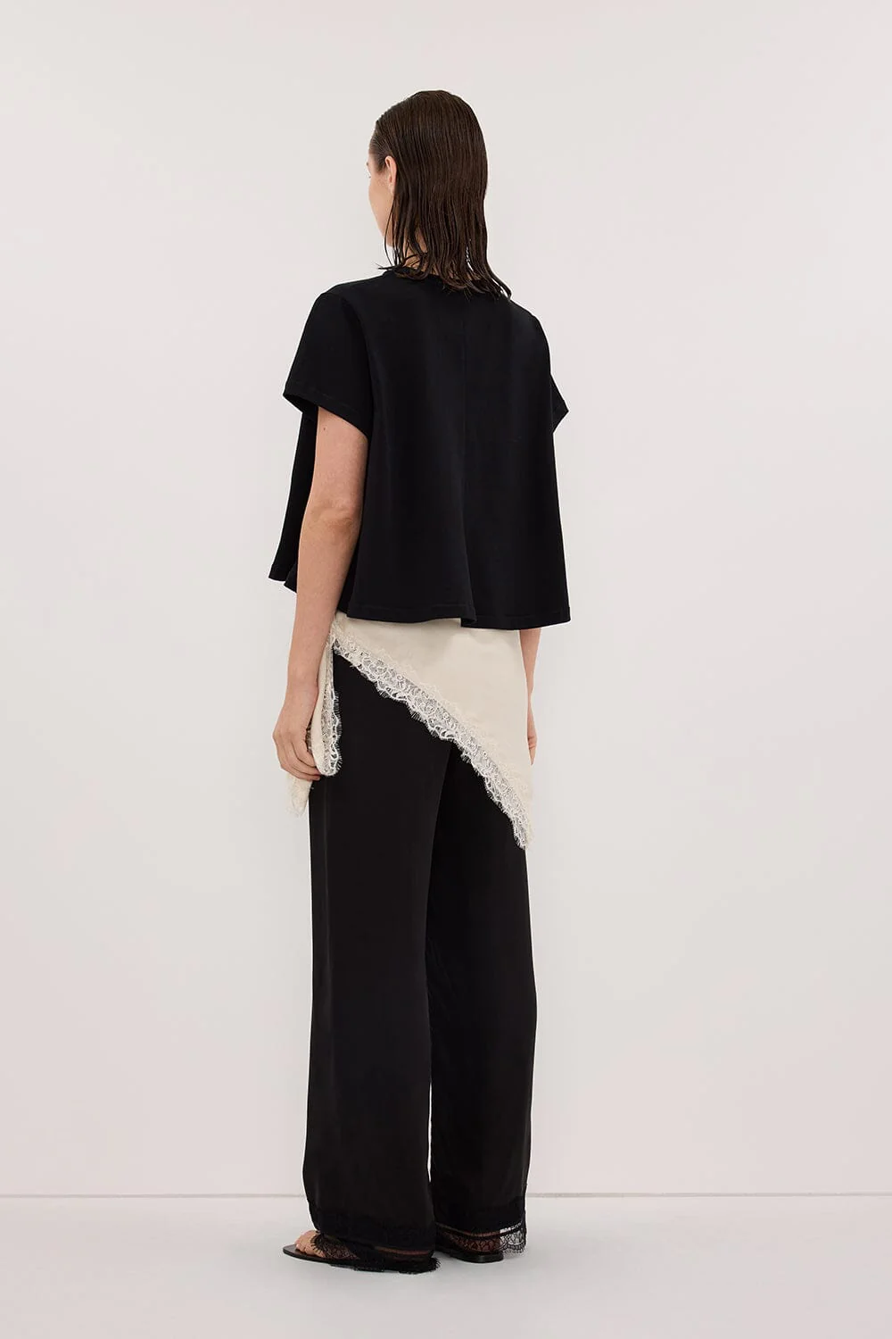 TATUM BLACK SHORT SLEEVE COTTON TEE - Image 4