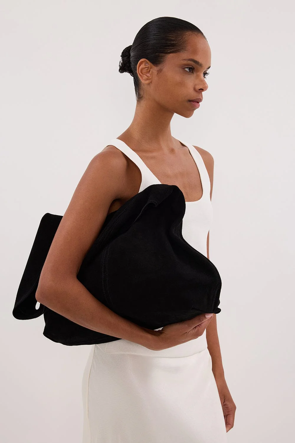 THE BALI TAILOR CLOVER BAG BLACK - Image 6