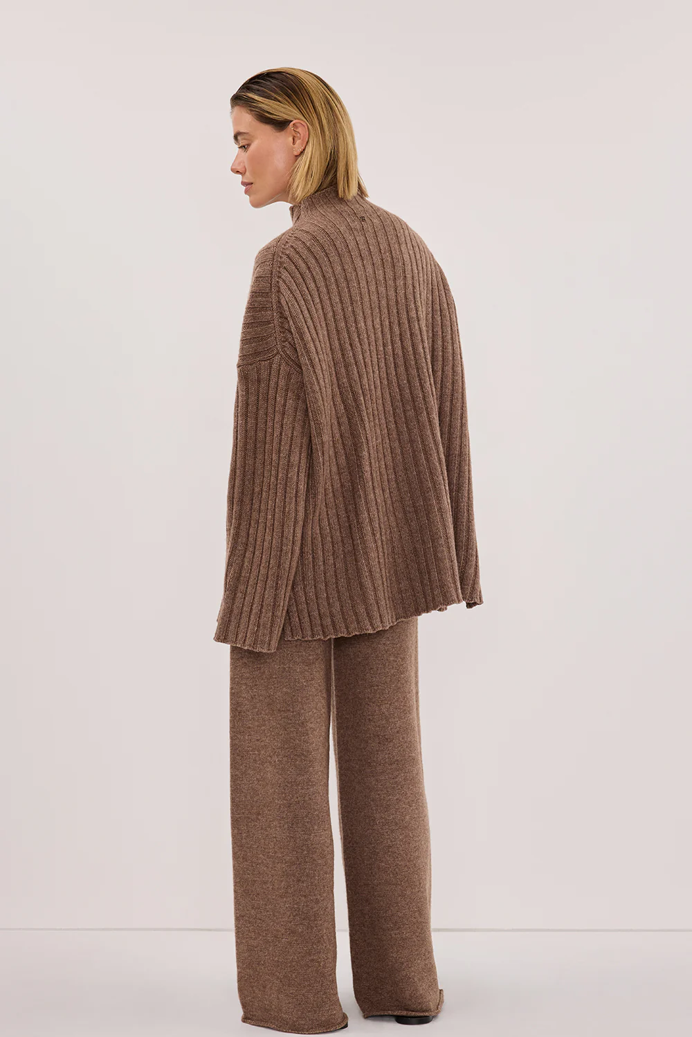 TUCSON MOCHA WIDE LEG KNIT PANT - Image 4