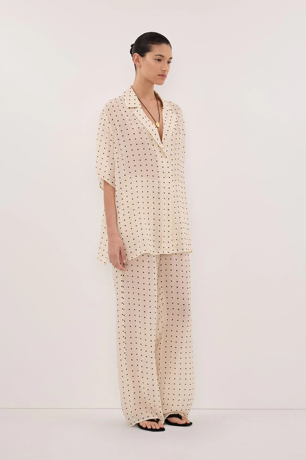 VANESSA SANDSTONE OVERSIZED SHORT SLEEVE RESORT SHIRT - Image 4