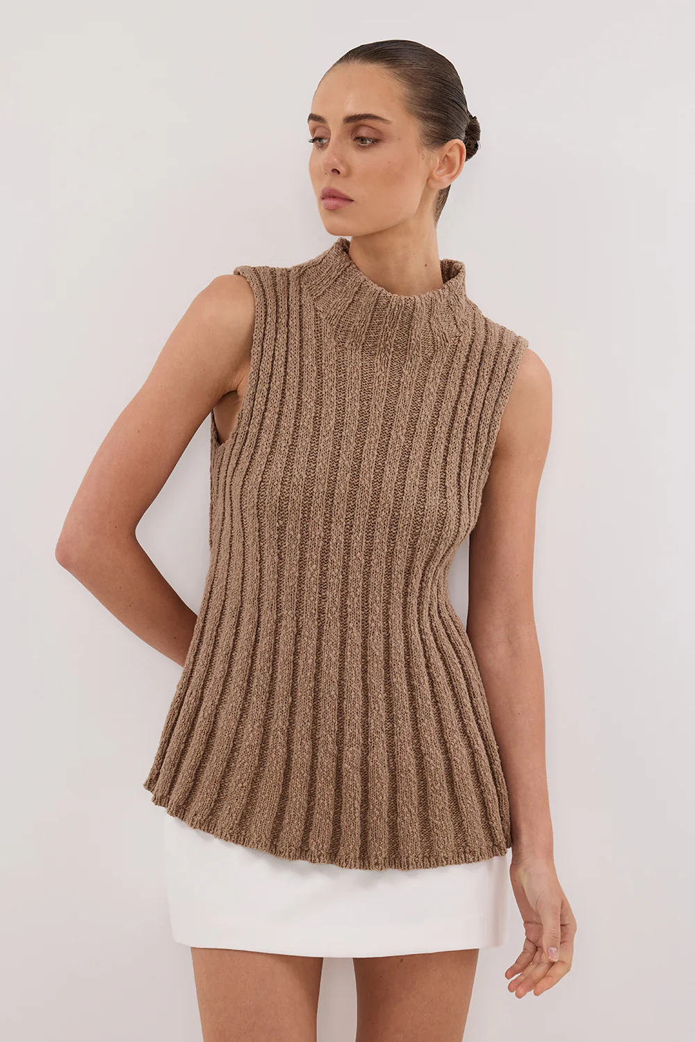 VERO TAN KNIT TOP - Image 6
