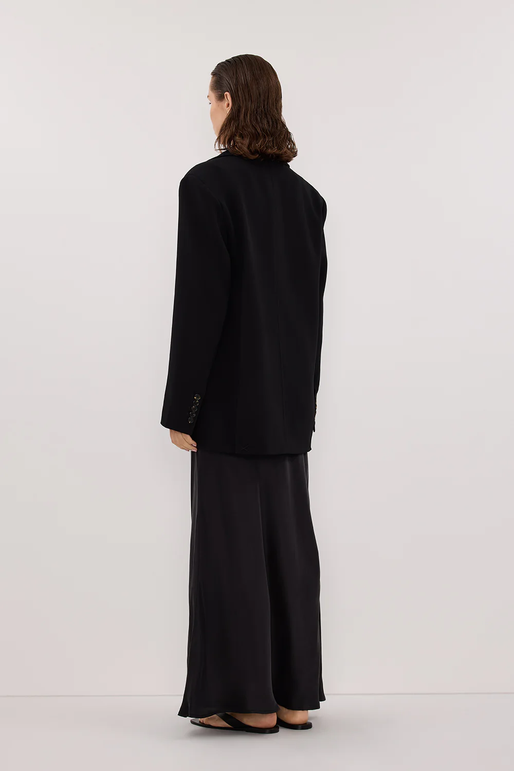 WESTWOOD BLACK OVERSIZED BOYFRIEND BLAZER - Image 4